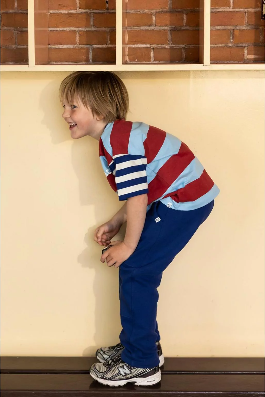 Kind in Noppies Twilight Blue-broek (representatief categoriebeeld)